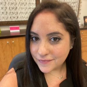 Meet your Posher, Halie